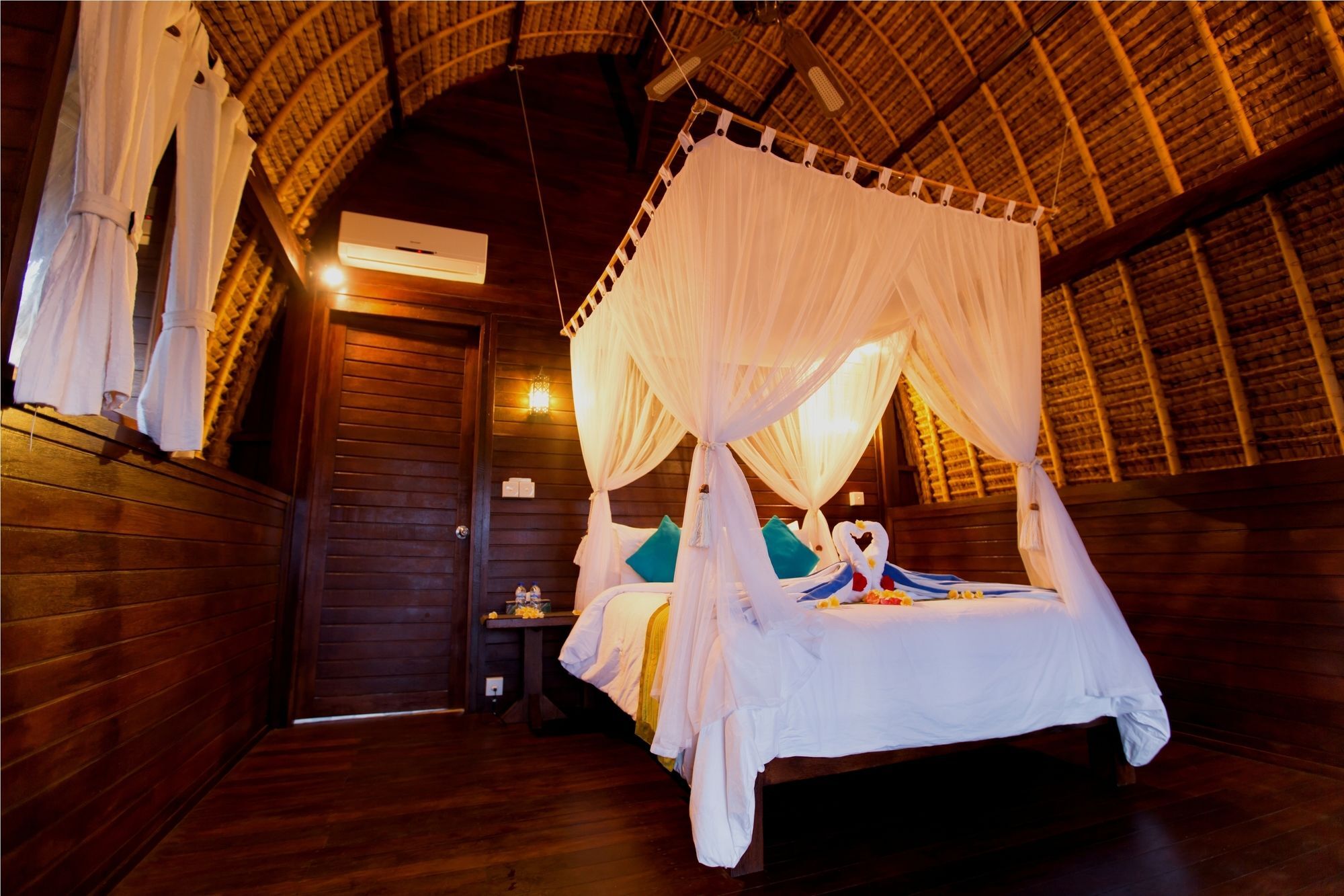 Sunset Coin Lembongan Hotel Nusa Lembongan Exterior photo