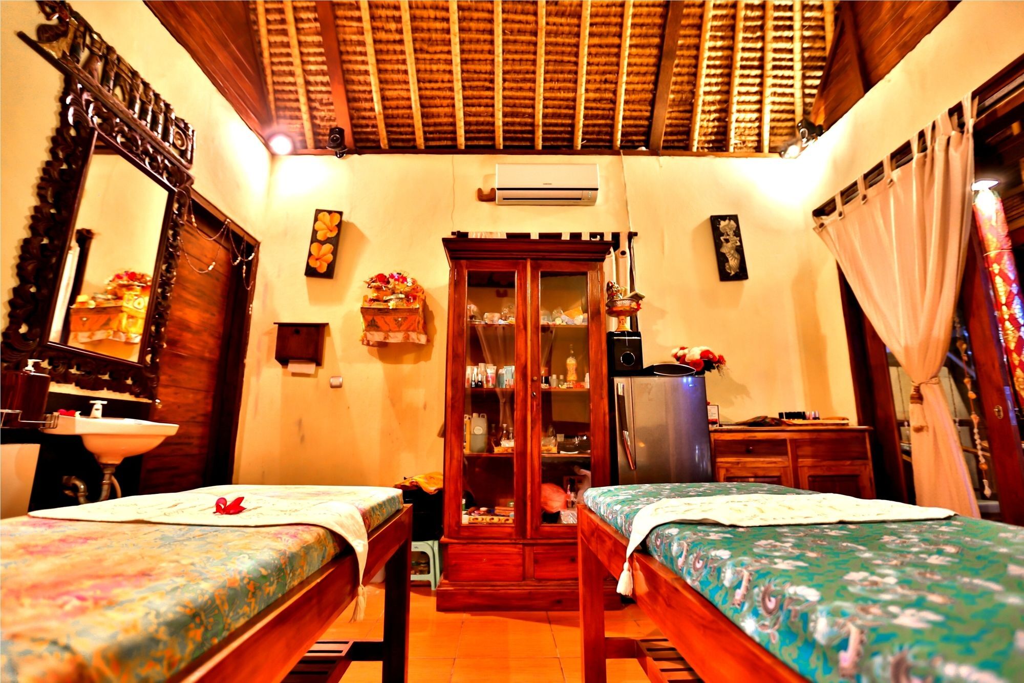 Sunset Coin Lembongan Hotel Nusa Lembongan Exterior photo