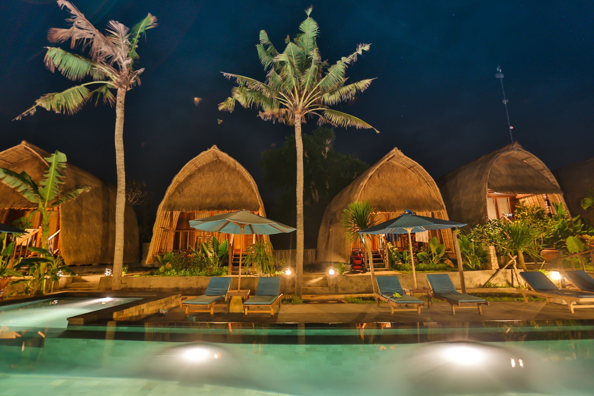Sunset Coin Lembongan Hotel Nusa Lembongan Exterior photo
