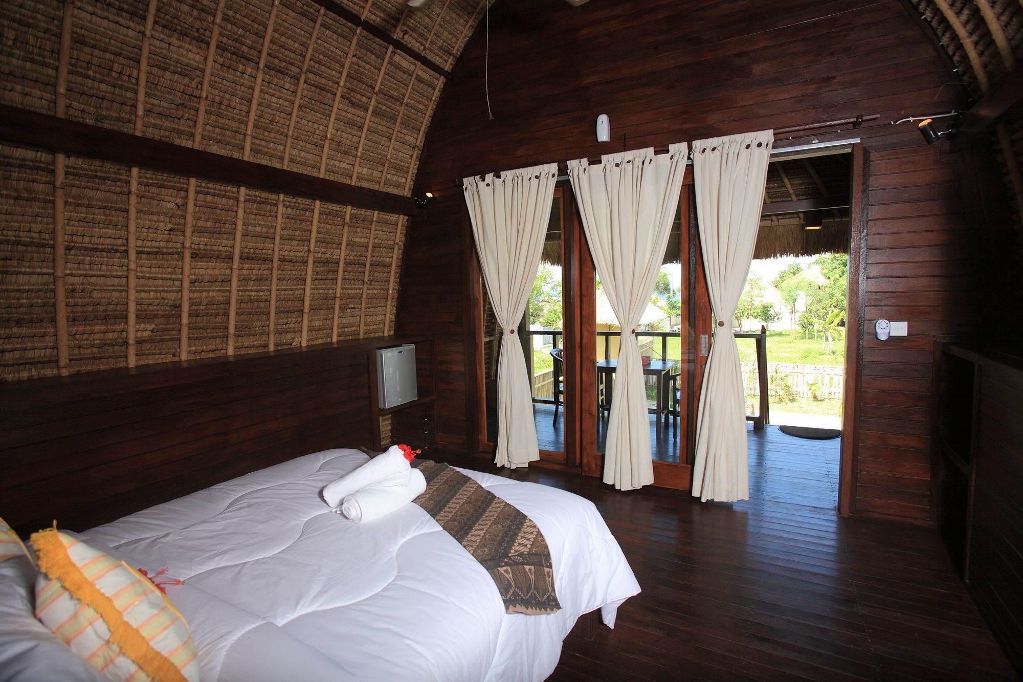 Sunset Coin Lembongan Hotel Nusa Lembongan Exterior photo